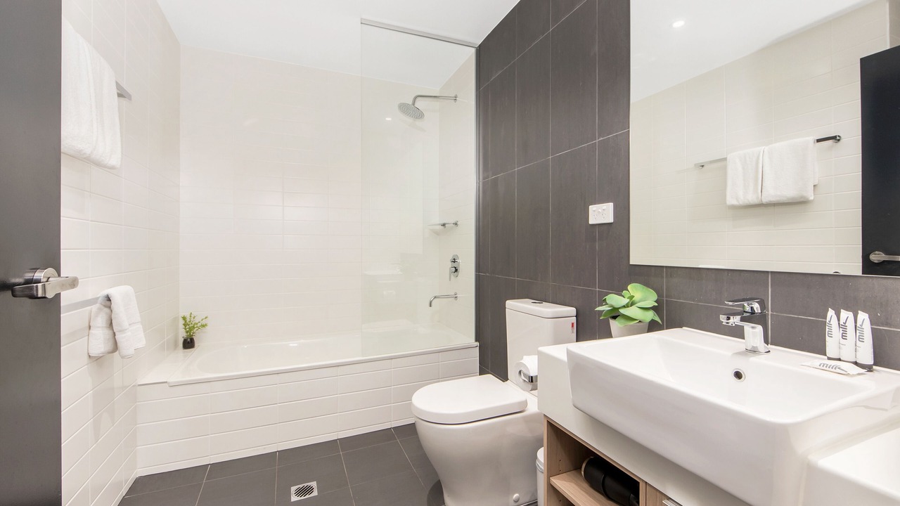 Photo of Bathroom in Springfield Central