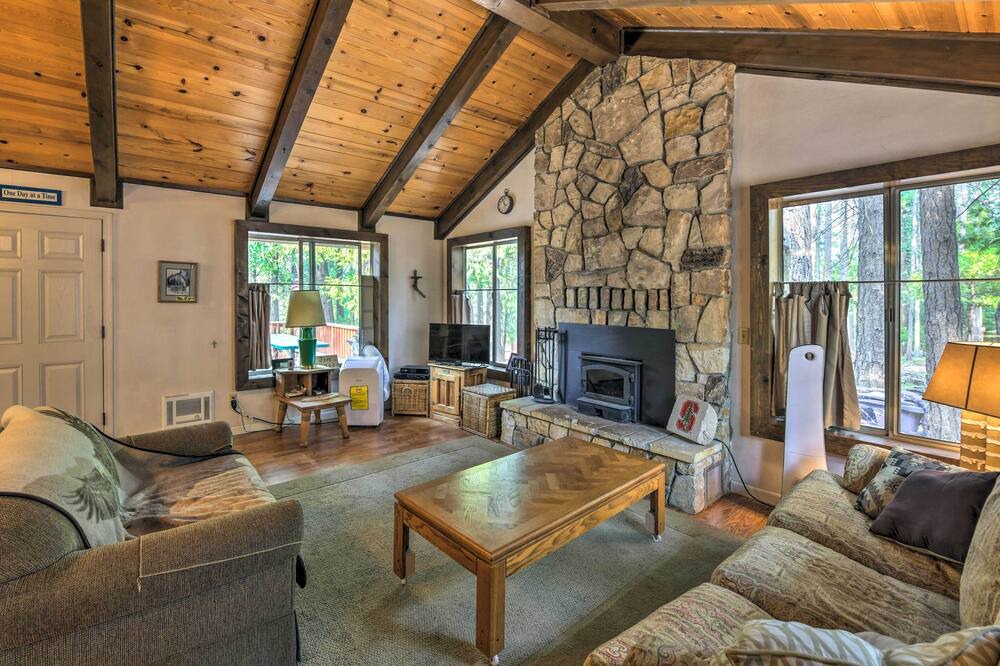 Photo of Livingroom in Arnold