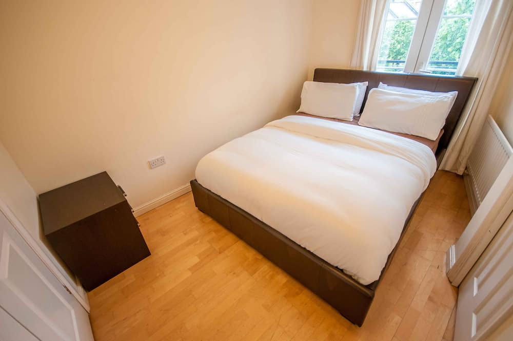Photo of Bedroom in Greenhithe