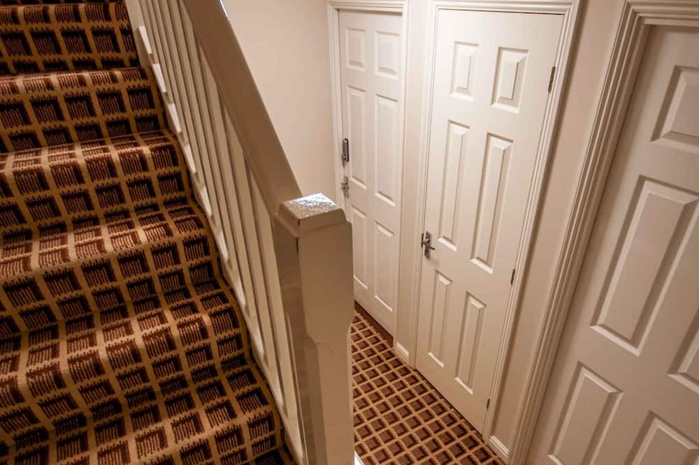 Photo of Others in Greenhithe