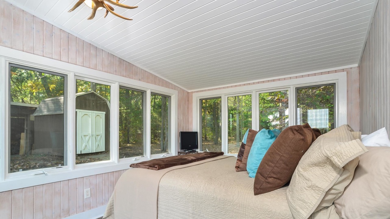 Photo of Livingroom in Saugatuck