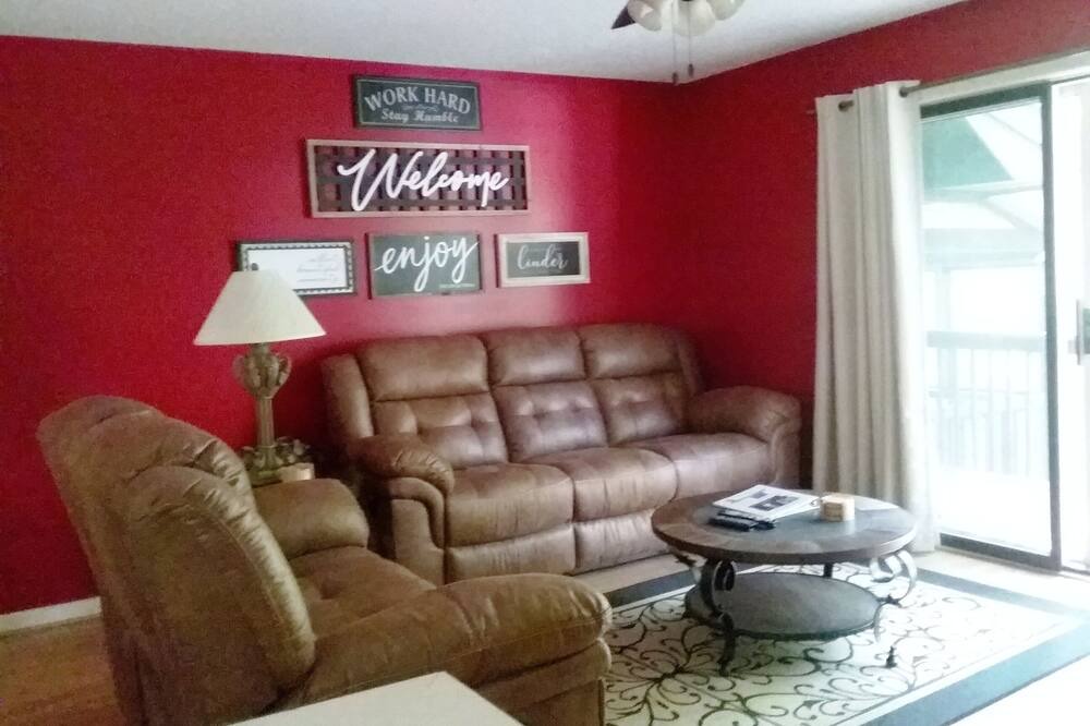 Photo of Livingroom in Hot Springs Village