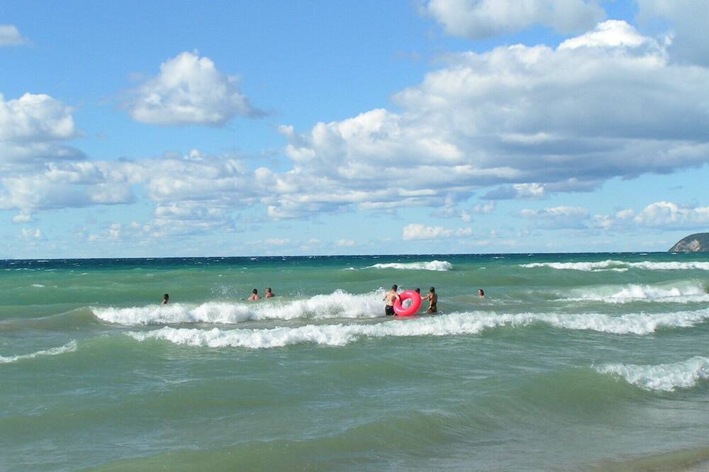 Photo of Outdoor in Maple City