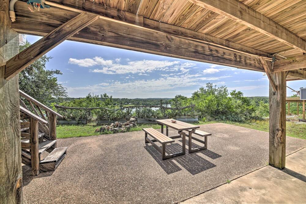 Photo of Patio Balcony in Paleface Lake Country Estates