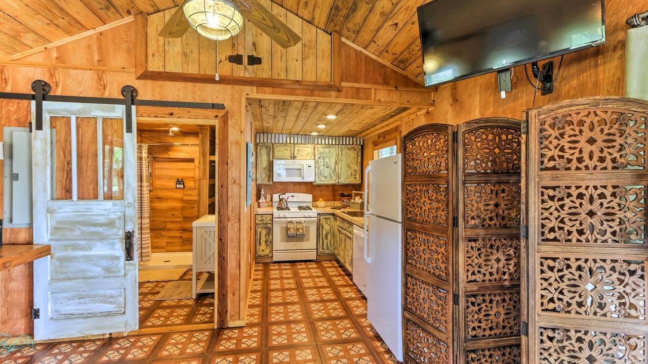 Photo of Kitchen in Midway