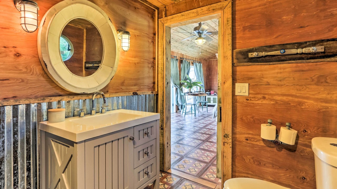 Photo of Others in Midway