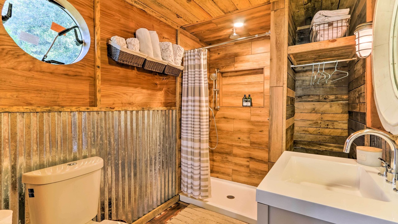 Photo of Others in Midway