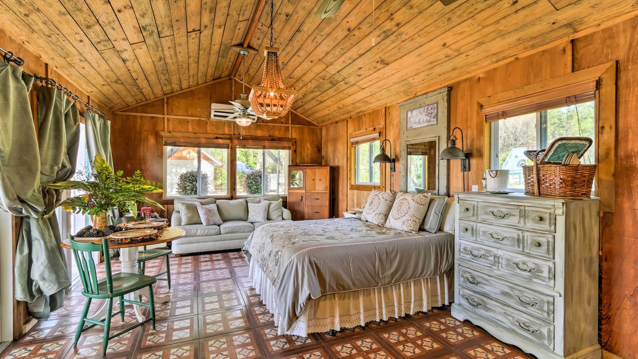 Photo of Others in Midway