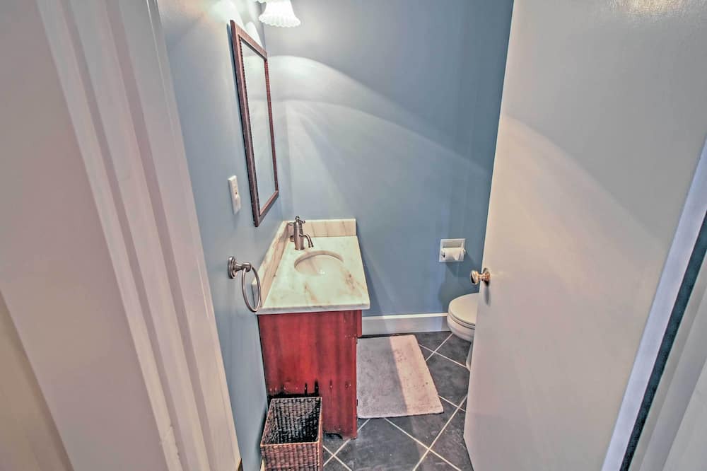Photo of Bathroom in Bromley Mountain