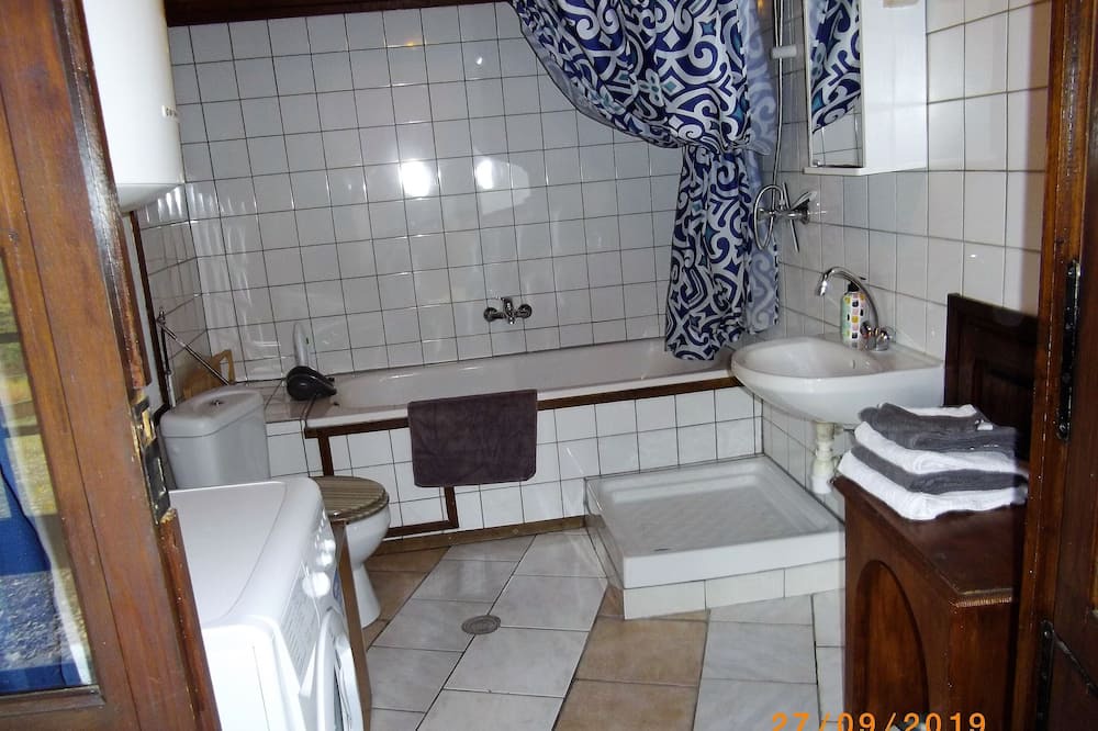 Photo of Bathroom in Saint-Vallier