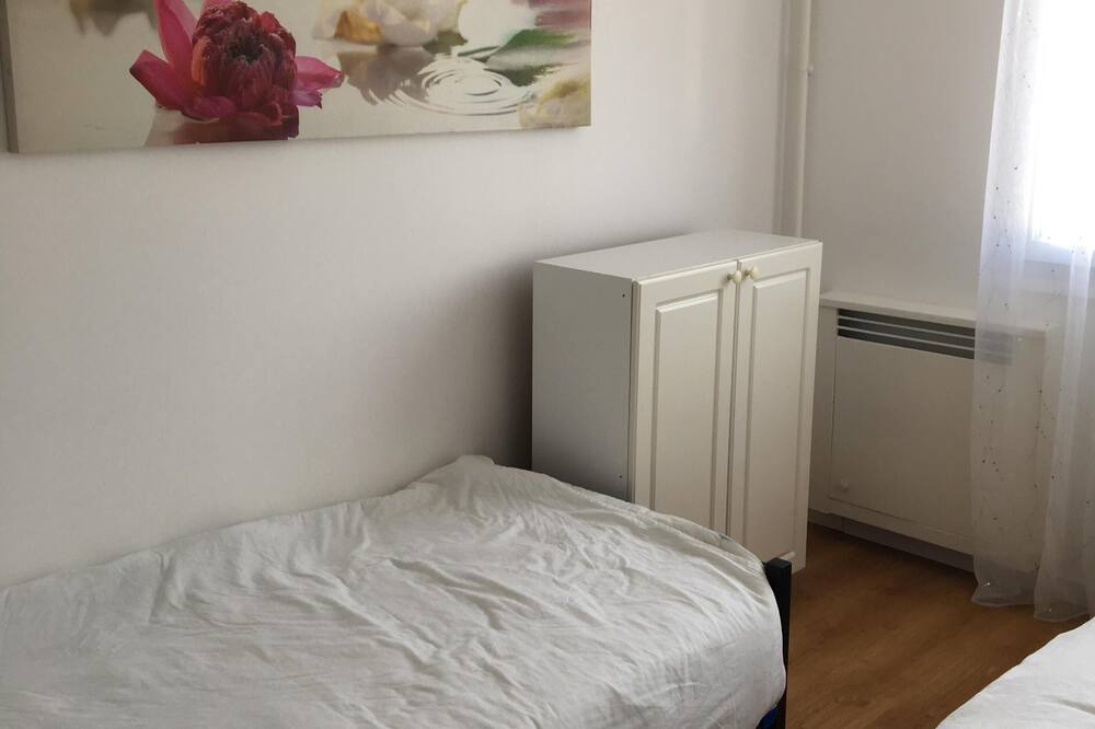 Photo of Bedroom in Coteaux Ouest