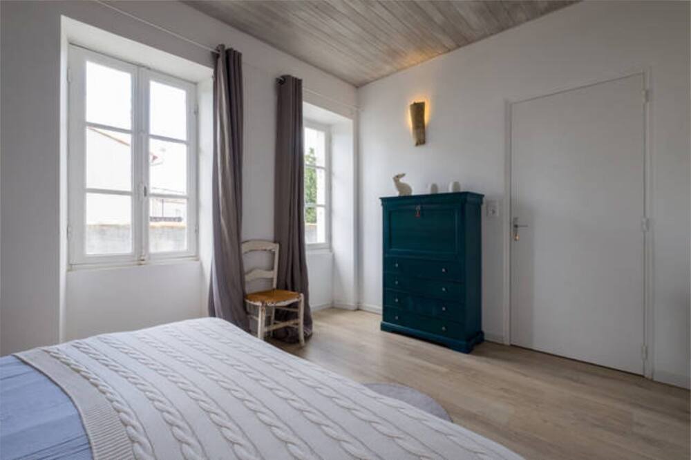 Photo of Bedroom in St Benoist-sur-Mer