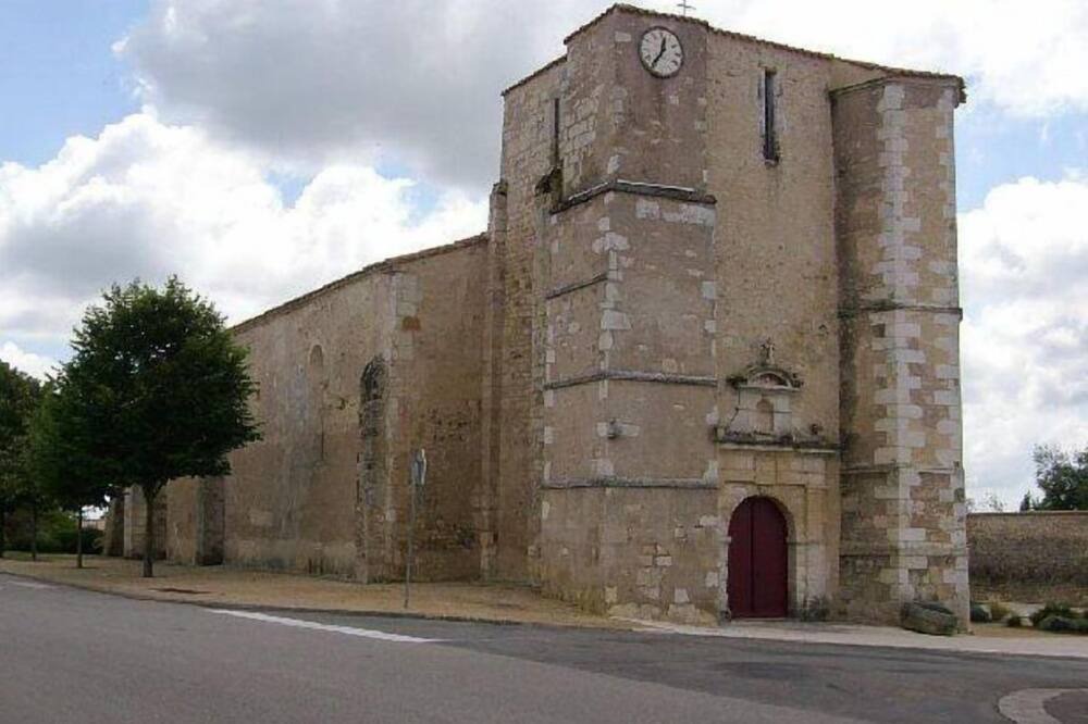 Photo of Others in St Benoist-sur-Mer