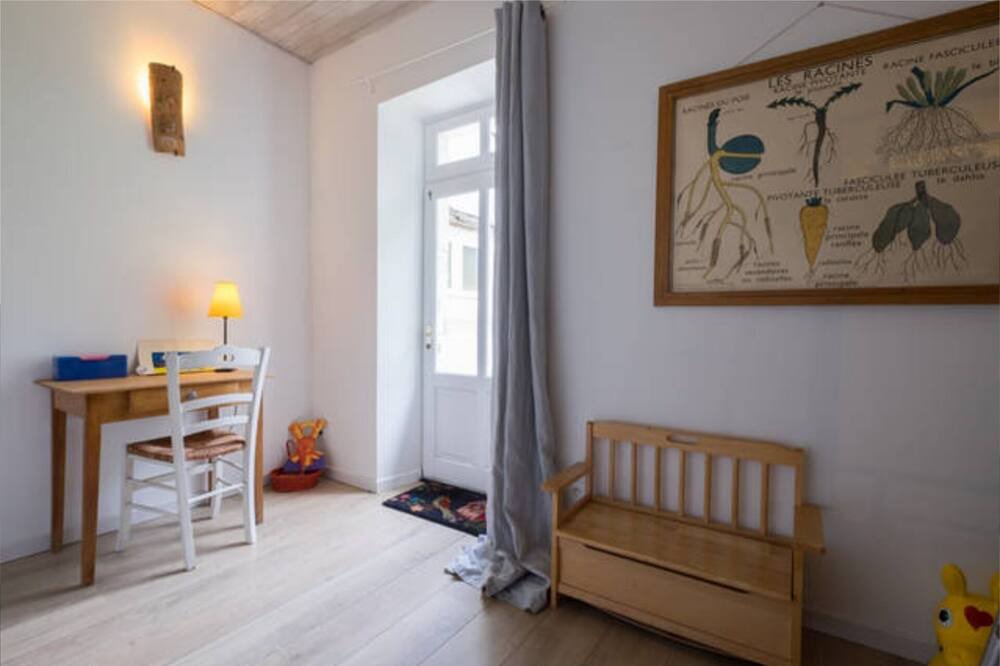 Photo of Bedroom in St Benoist-sur-Mer