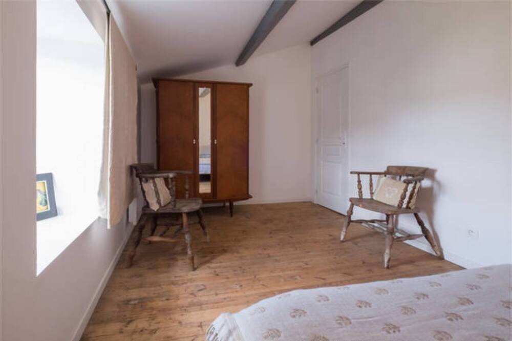 Photo of Bedroom in St Benoist-sur-Mer