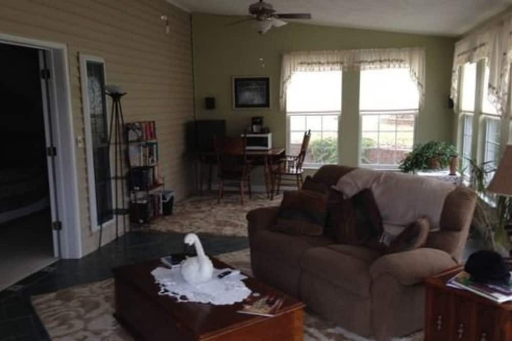 Photo of Bedroom in Marshfield