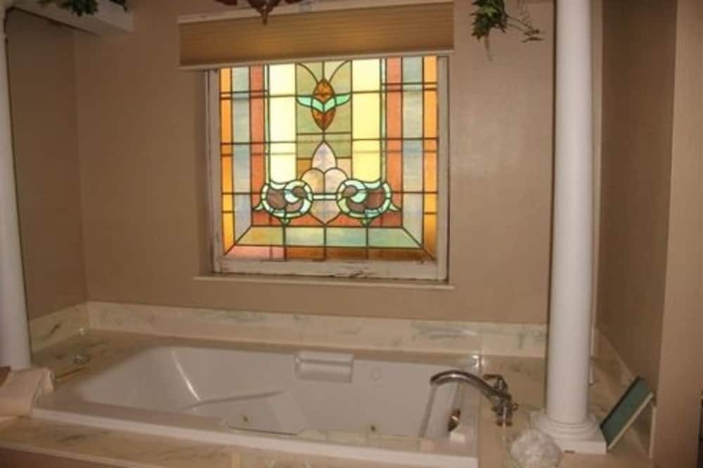 Photo of Bathroom in Marshfield