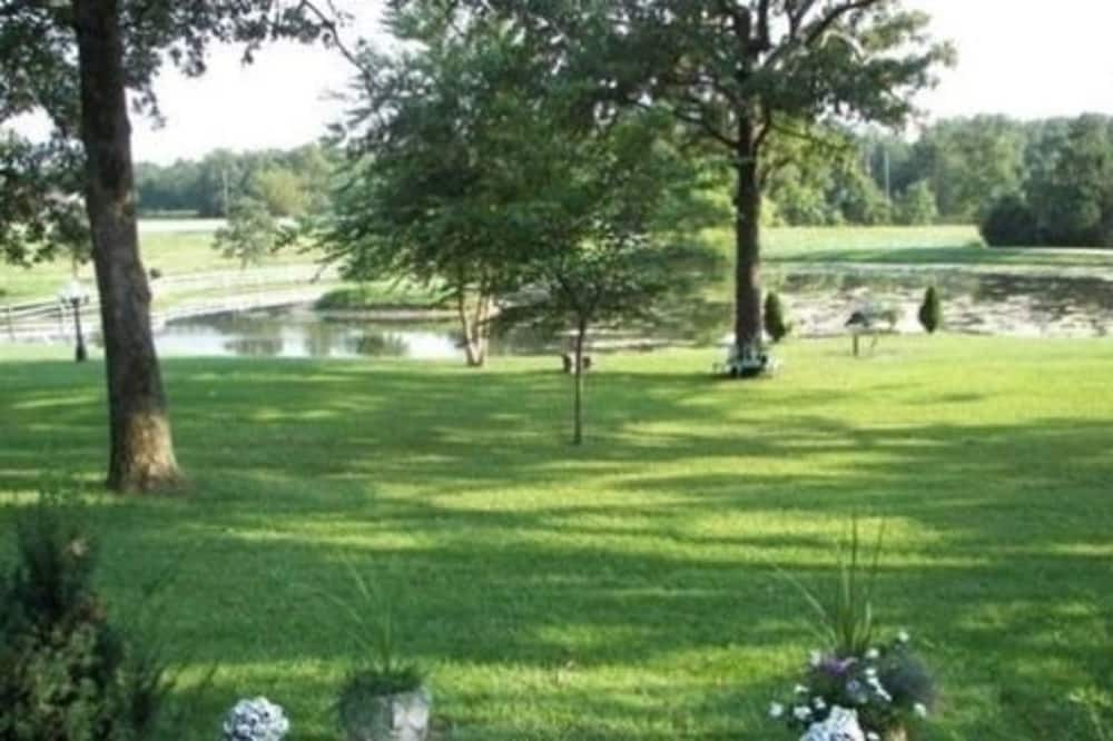 Photo of Outdoor in Marshfield