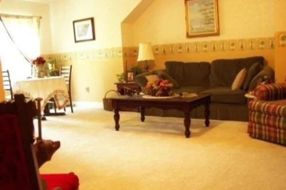 Photo of Bedroom in Marshfield