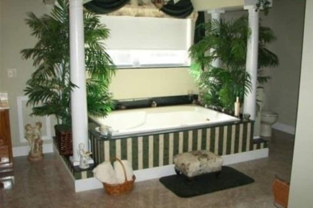 Photo of Bathroom in Marshfield