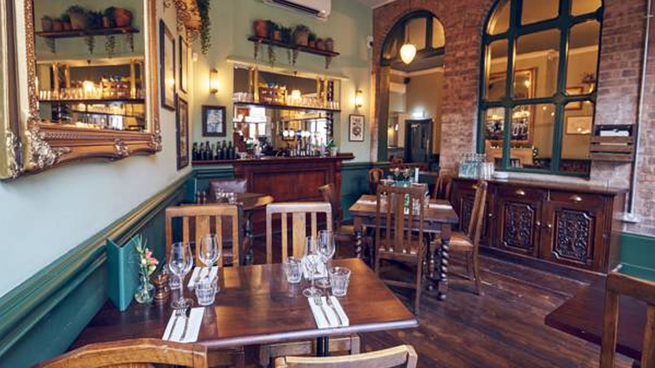 Photo of Others in Warwick Town Centre