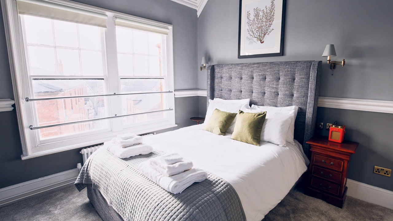 Photo of Bedroom in Warwick Town Centre