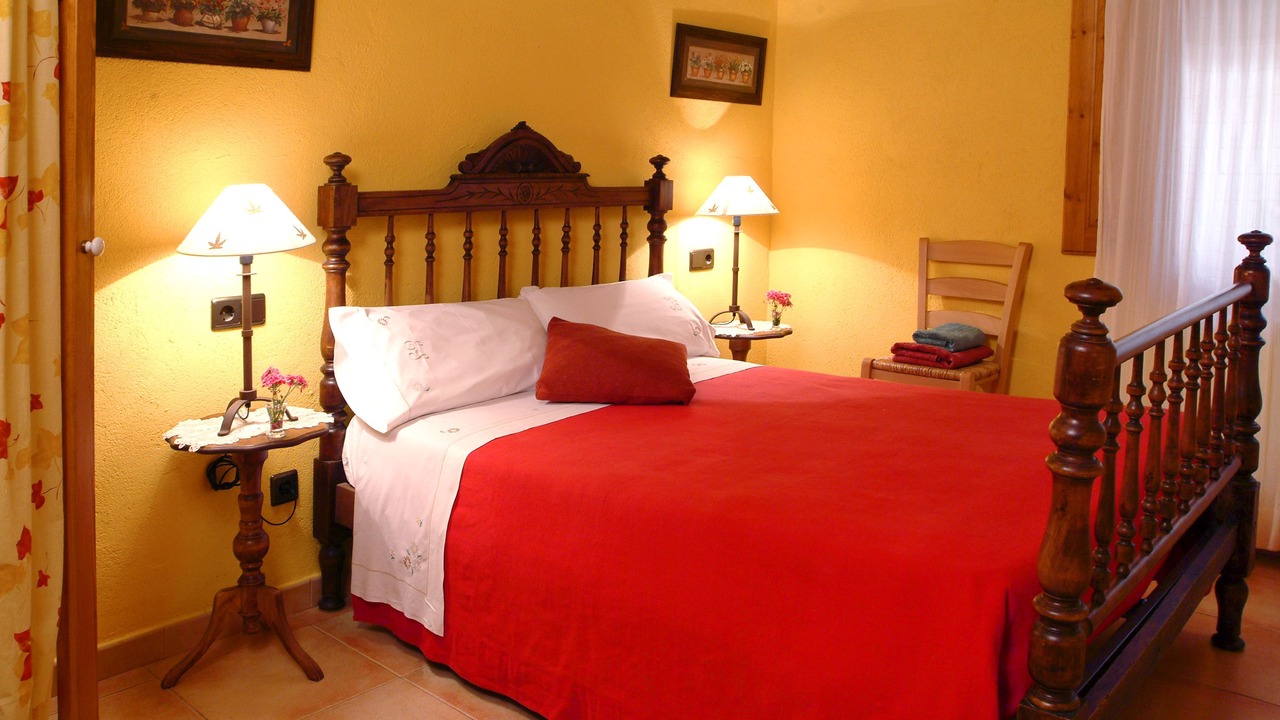 Photo of Bedroom in Garriguella