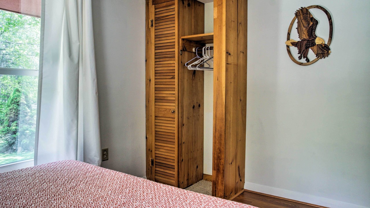 Photo of Bedroom in Pine River Pond