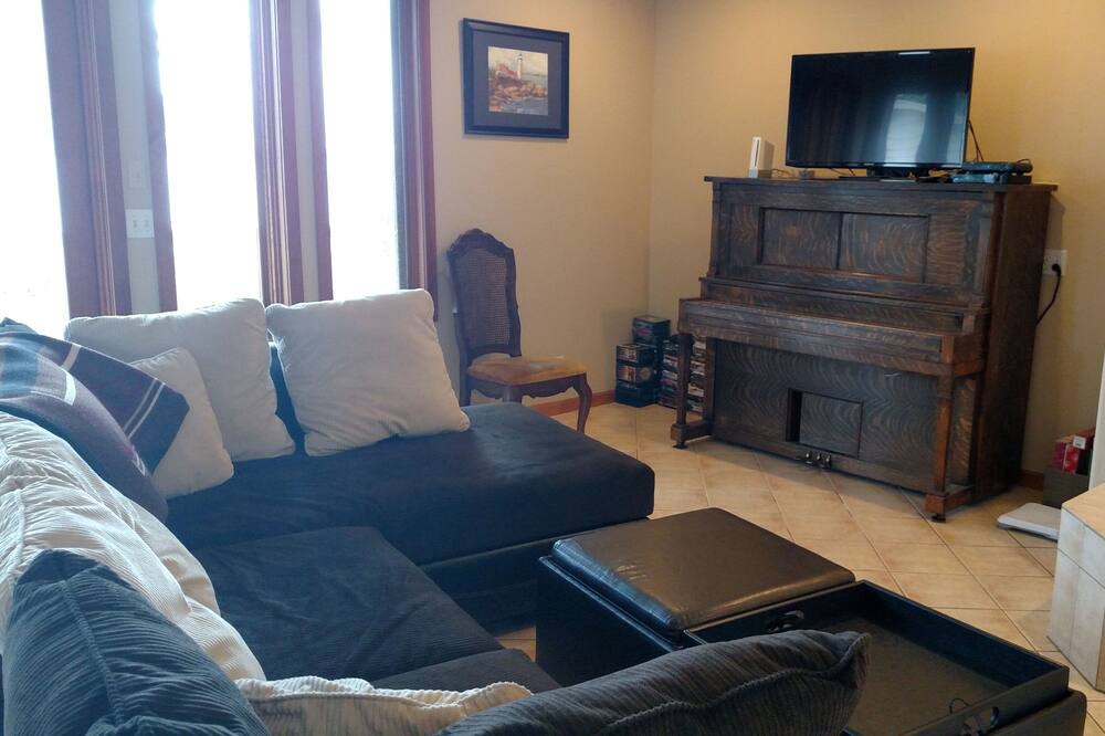 Photo of Bedroom in Langley