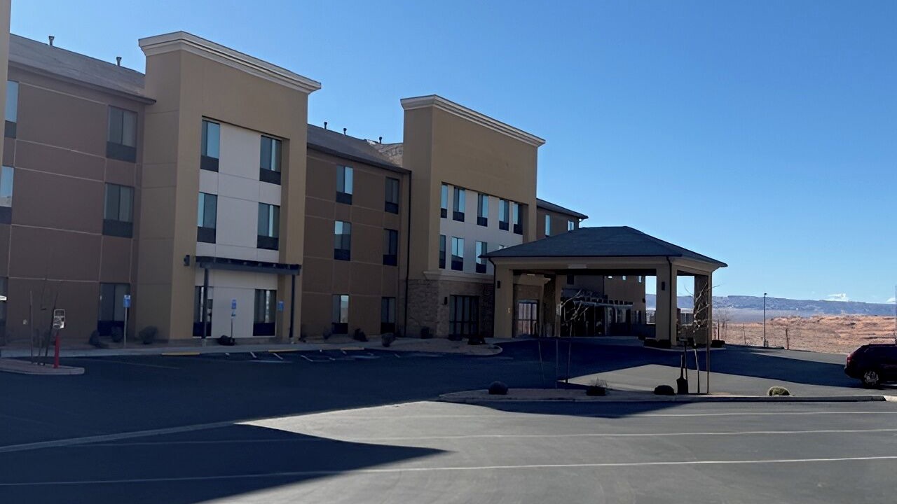Photo of Outdoor in Page
