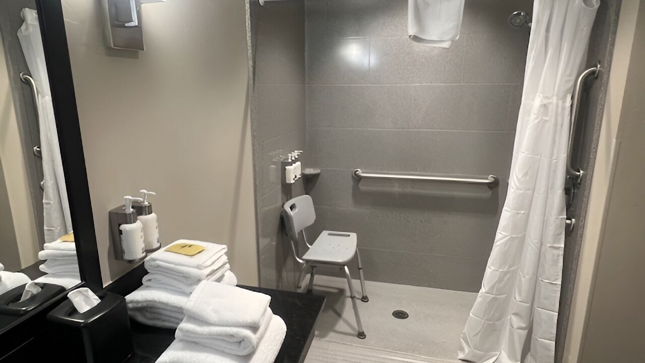 Photo of Bathroom in Page