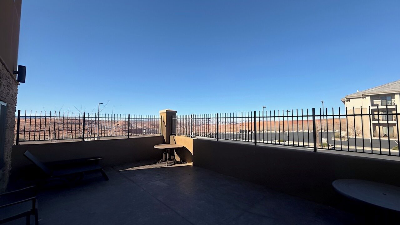 Photo of Outdoor in Page