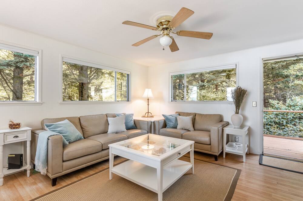 Photo of Others in Coupeville