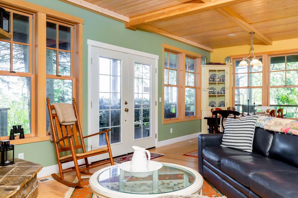 Photo of Others in Greenbank