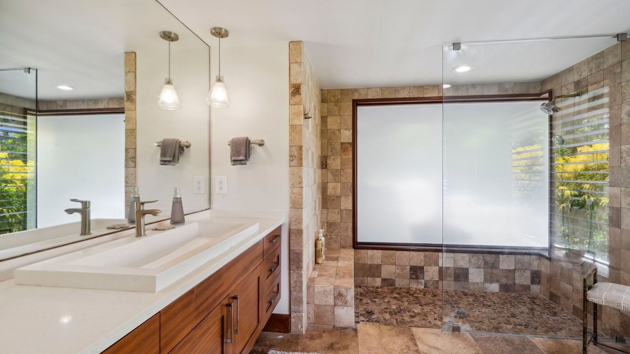 Photo of Others in Princeville