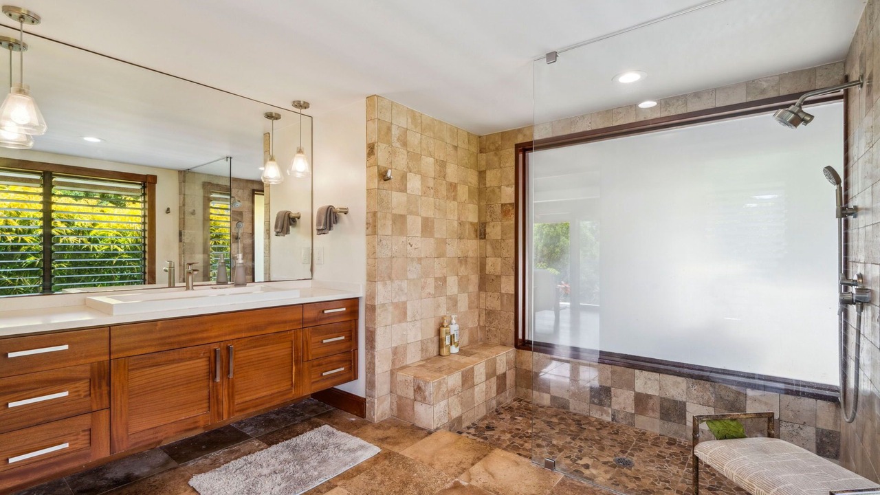 Photo of Others in Princeville