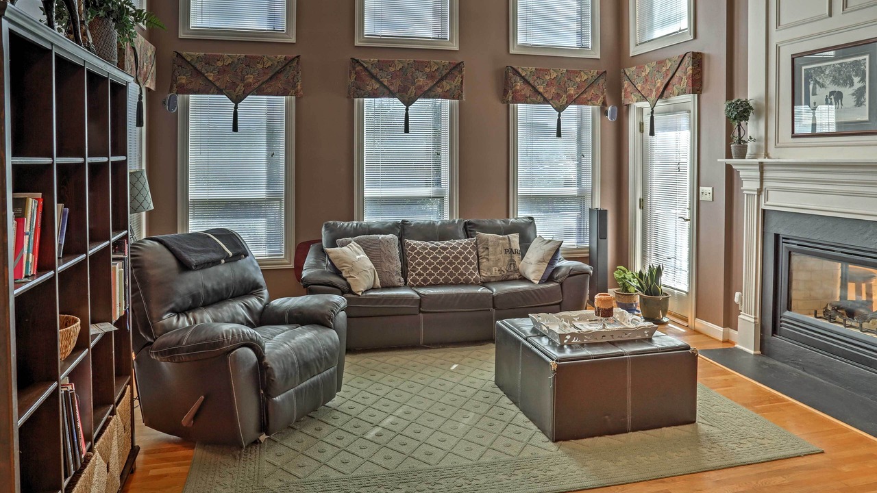 Photo of Livingroom in Beaumont Residential