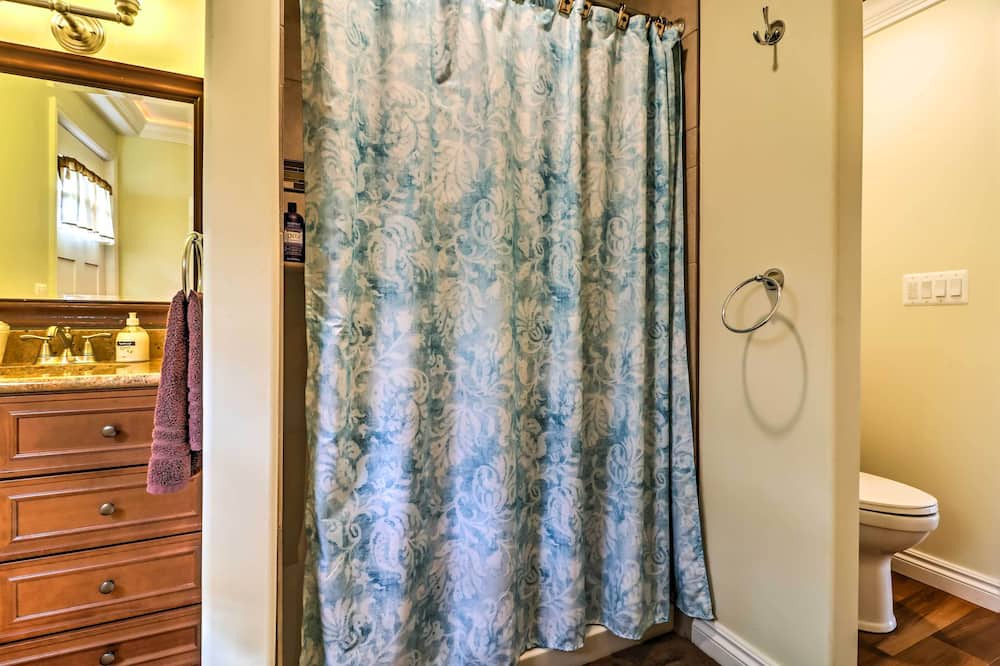 Photo of Bathroom in Waterford