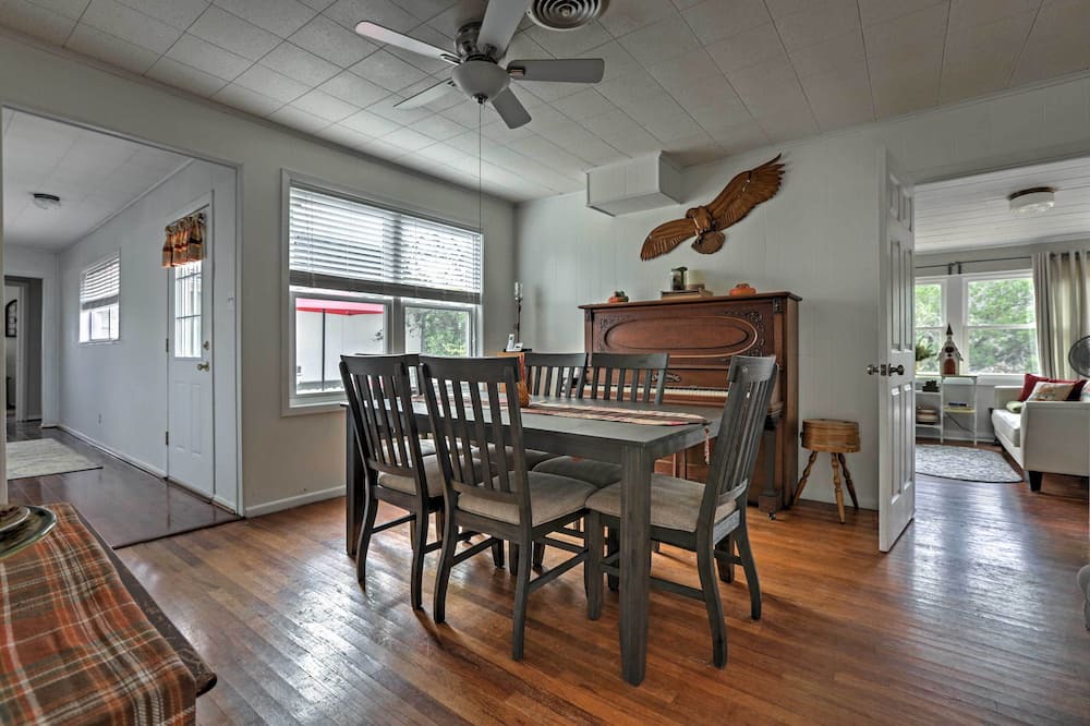 Photo of Livingroom in Hunt