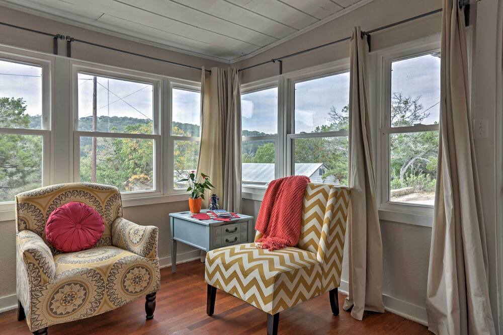 Photo of Livingroom in Hunt