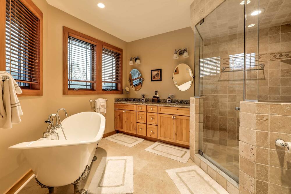 Photo of Bathroom in Lake Placid