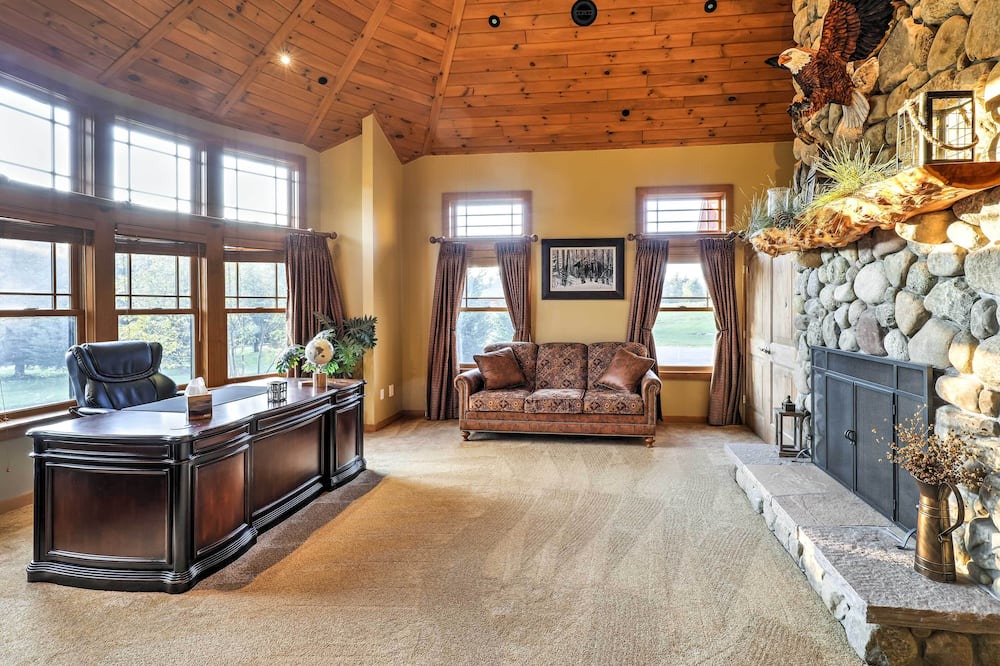 Photo of Livingroom in Lake Placid