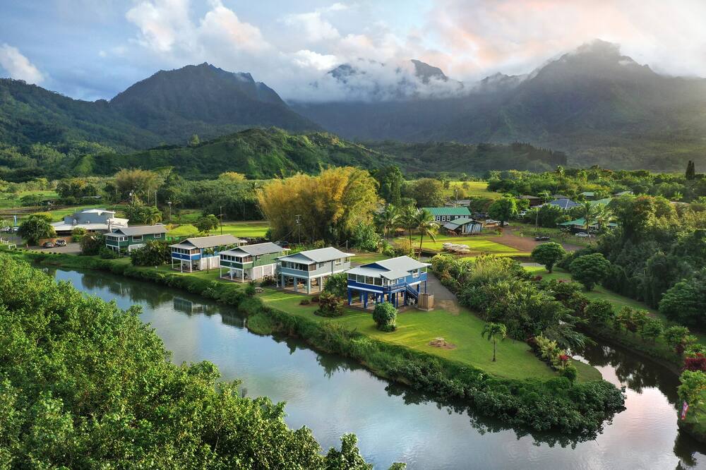 Photo of Others in Hanalei
