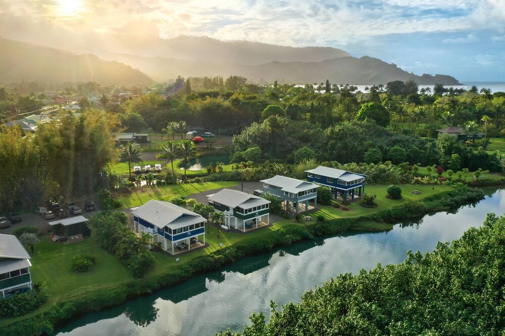 Photo of Others in Hanalei