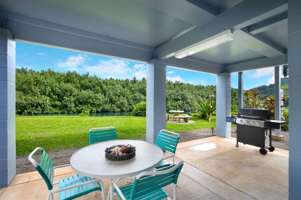 Photo of Others in Hanalei