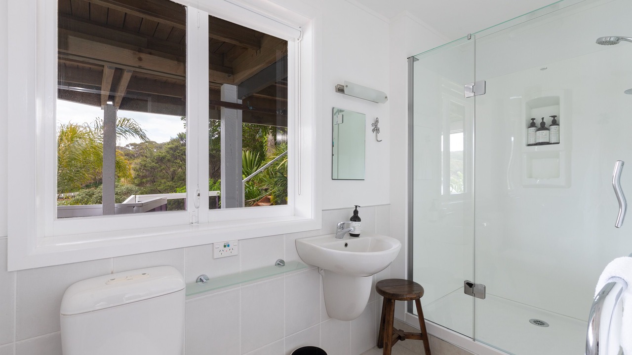 Photo of Bathroom in Kawau Island