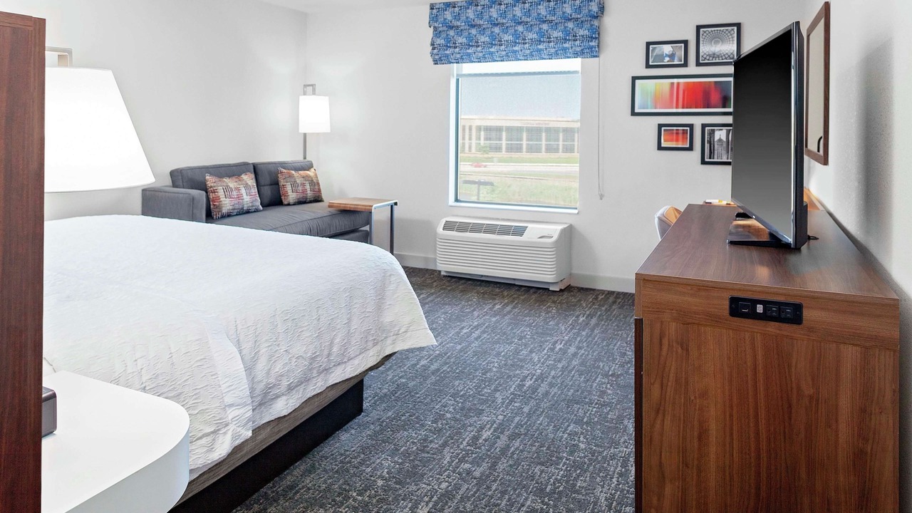 Photo of Bedroom in Burr Ridge