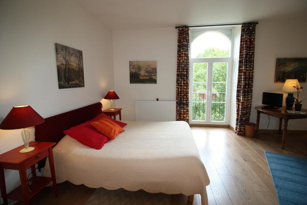 Photo of Bedroom in Villiers-en-Biere