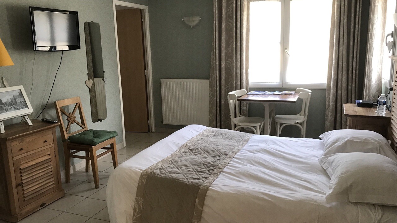 Photo of Bedroom in Carolles