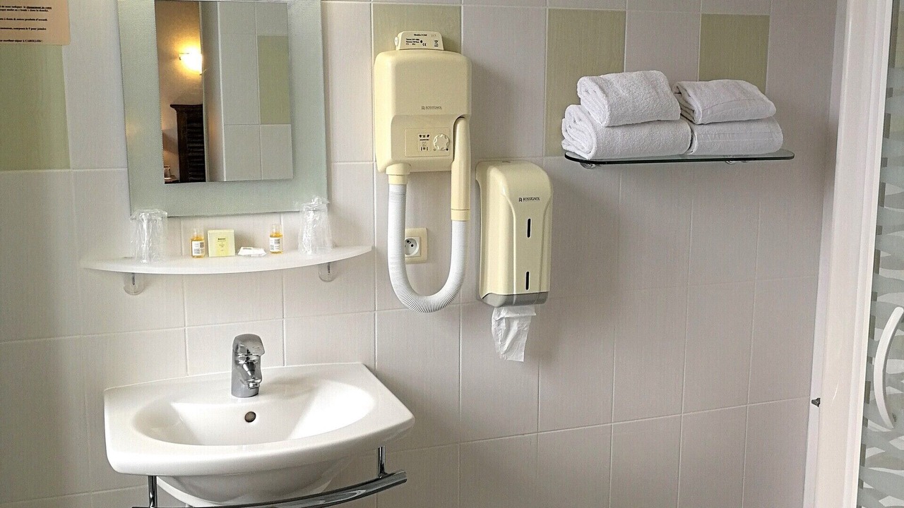 Photo of Bathroom in Carolles